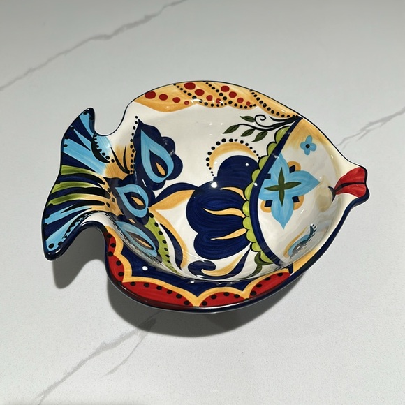 Espana Bocca 8” 3D Fish Cereal Bowl - Picture 2 of 9